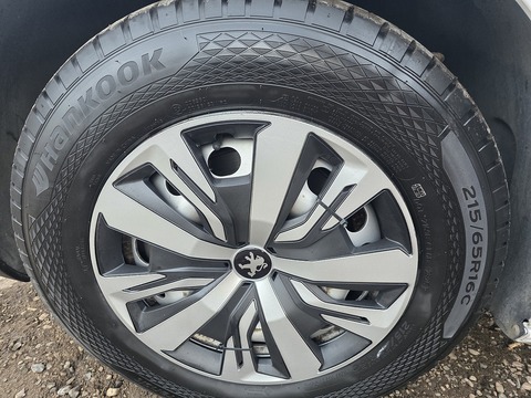 2.0 BlueHDi 1400 Professional Long Panel Van 6dr Diesel Manual LWB Euro 6 (s/s) (120 ps)