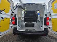 Peugeot Expert 2.0 BlueHDi 1400 Professional Long Panel Van 6dr Diesel Manual LWB Euro 6 (s/s) (120 ps) 