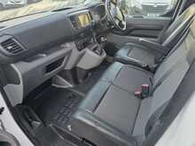 Peugeot Expert 2.0 BlueHDi 1400 Professional Long Panel Van 6dr Diesel Manual LWB Euro 6 (s/s) (120 ps) 
