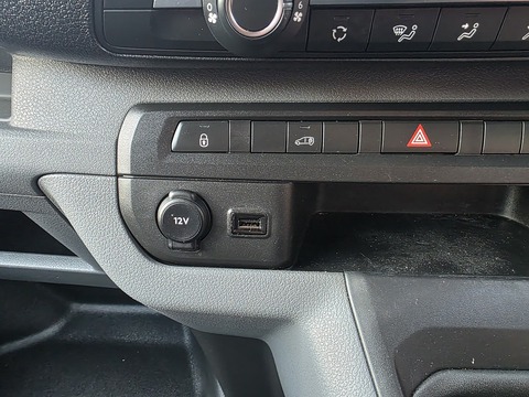 2.0 BlueHDi 1400 Professional Long Panel Van 6dr Diesel Manual LWB Euro 6 (s/s) (120 ps)