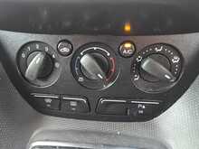 Ford Transit Connect 1.5 TDCi 210 Trend Panel Van 5dr Diesel Manual L2 H1 (124 g/km, 99 bhp) 