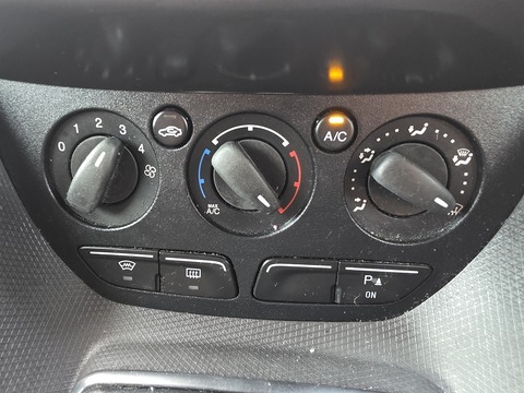 1.5 TDCi 210 Trend Panel Van 5dr Diesel Manual L2 H1 (124 g/km, 99 bhp)