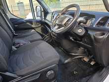 Iveco Daily 3.0D HPI 18V Business 70C 3450 Chassis Cab 2dr Diesel HiMatic MWB Euro 6 (DRW) (180 ps) 