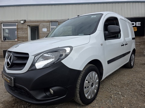 1.5 109 CDI Pure Panel Van 5dr Diesel Manual L2 Euro 6 (94 ps)