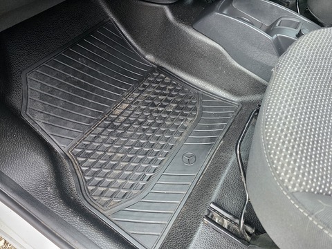 1.5 109 CDI Pure Panel Van 5dr Diesel Manual L2 Euro 6 (94 ps)