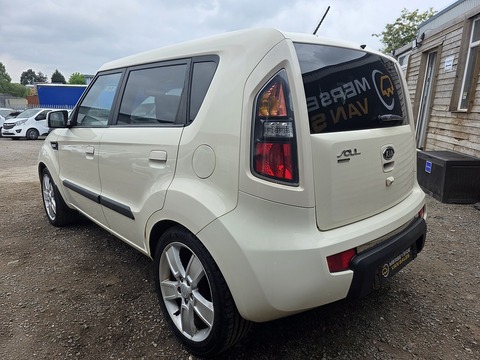 1.6 Shaker SUV 5dr Petrol Manual Euro 4 (124 bhp)
