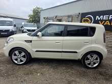 Kia Soul 1.6 Shaker SUV 5dr Petrol Manual Euro 4 (124 bhp) 