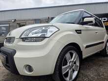 Kia Soul 1.6 Shaker SUV 5dr Petrol Manual Euro 4 (124 bhp) 