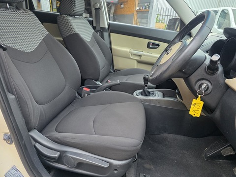 1.6 Shaker SUV 5dr Petrol Manual Euro 4 (124 bhp)