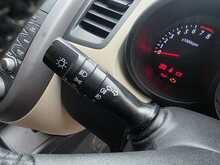 Kia Soul 1.6 Shaker SUV 5dr Petrol Manual Euro 4 (124 bhp) 