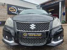 Suzuki Kizashi 2.4 16V Sport Saloon 4dr Petrol CVT 4WD Euro 5 (178 ps) 