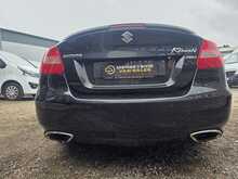 Suzuki Kizashi 2.4 16V Sport Saloon 4dr Petrol CVT 4WD Euro 5 (178 ps) 