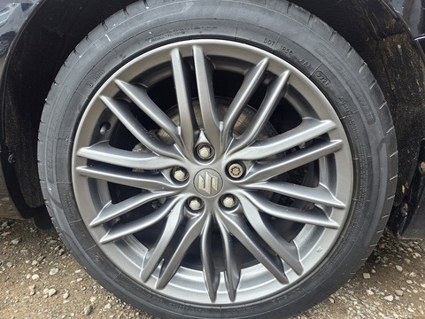 2.4 16V Sport Saloon 4dr Petrol CVT 4WD Euro 5 (178 ps)