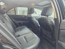 Suzuki Kizashi 2.4 16V Sport Saloon 4dr Petrol CVT 4WD Euro 5 (178 ps) 