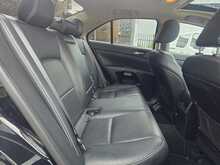 Suzuki Kizashi 2.4 16V Sport Saloon 4dr Petrol CVT 4WD Euro 5 (178 ps) 