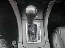 Suzuki Kizashi 2.4 16V Sport Saloon 4dr Petrol CVT 4WD Euro 5 (178 ps) 