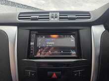 Suzuki Kizashi 2.4 16V Sport Saloon 4dr Petrol CVT 4WD Euro 5 (178 ps) 