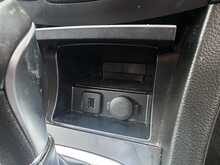 Suzuki Kizashi 2.4 16V Sport Saloon 4dr Petrol CVT 4WD Euro 5 (178 ps) 
