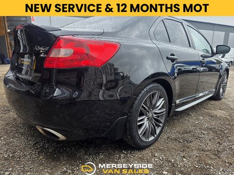 2.4 16V Sport Saloon 4dr Petrol CVT 4WD Euro 5 (178 ps)