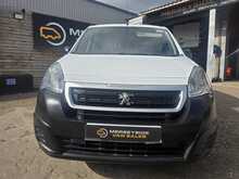 Peugeot Partner 1.6 BlueHDi 744 S Combi Van 6dr Diesel Manual L2 (113 g/km, 97.64 bhp) 