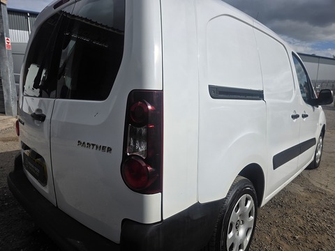 1.6 BlueHDi 744 S Combi Van 6dr Diesel Manual L2 (113 g/km, 97.64 bhp)