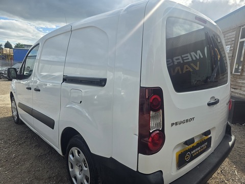 1.6 BlueHDi 744 S Combi Van 6dr Diesel Manual L2 (113 g/km, 97.64 bhp)