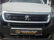 Peugeot Partner 1.6 BlueHDi 744 S Combi Van 6dr Diesel Manual L2 (113 g/km, 97.64 bhp) 