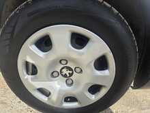 Peugeot Partner 1.6 BlueHDi 744 S Combi Van 6dr Diesel Manual L2 (113 g/km, 97.64 bhp) 