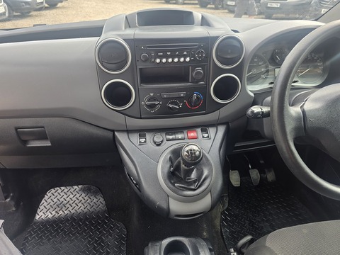 1.6 BlueHDi 744 S Combi Van 6dr Diesel Manual L2 (113 g/km, 97.64 bhp)