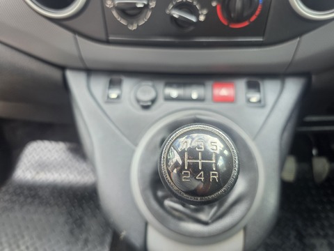 1.6 BlueHDi 744 S Combi Van 6dr Diesel Manual L2 (113 g/km, 97.64 bhp)