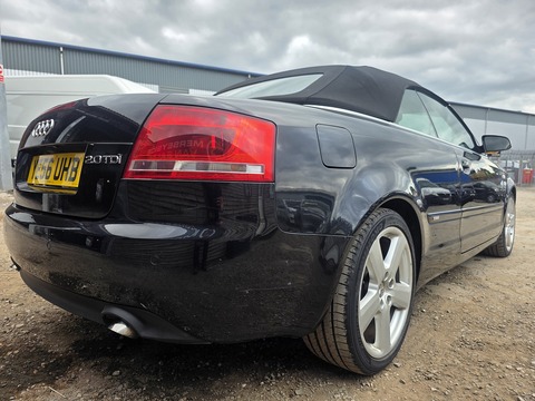 2.0 TDI S line Convertible 2dr Diesel Manual (175 g/km, 138 bhp)