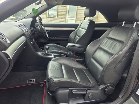 2.0 TDI S line Convertible 2dr Diesel Manual (175 g/km, 138 bhp)