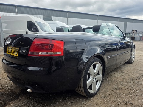 2.0 TDI S line Convertible 2dr Diesel Manual (175 g/km, 138 bhp)