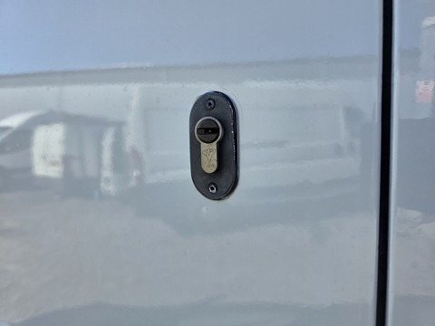 2.0 350 EcoBlue Panel Van 5dr Diesel Manual FWD L2 H3 Euro 6 (130 ps)