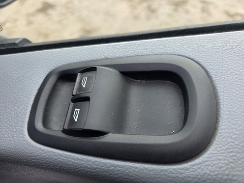 2.0 350 EcoBlue Panel Van 5dr Diesel Manual FWD L2 H3 Euro 6 (130 ps)