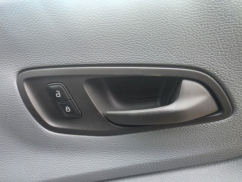 2.0 350 EcoBlue Panel Van 5dr Diesel Manual FWD L2 H3 Euro 6 (130 ps)