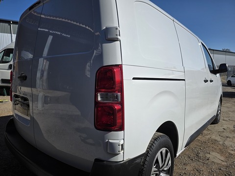 2.0 BlueHDi 1400 Enterprise Edition M Panel Van 6dr Diesel Manual FWD 2 Euro 6 (s/s) (145 ps)
