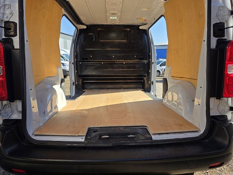 2.0 BlueHDi 1400 Enterprise Edition M Panel Van 6dr Diesel Manual FWD 2 Euro 6 (s/s) (145 ps)