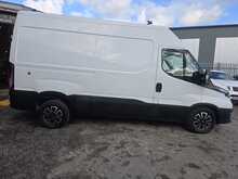Iveco Daily Daily 35S 3520 Panel Van 2 Manual Diesel 