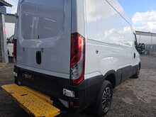 Iveco Daily Daily 35S 3520 Panel Van 2 Manual Diesel 
