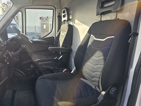 Daily 35S 3520 Panel Van 2 Manual Diesel