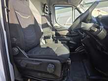Iveco Daily Daily 35S 3520 Panel Van 2 Manual Diesel 