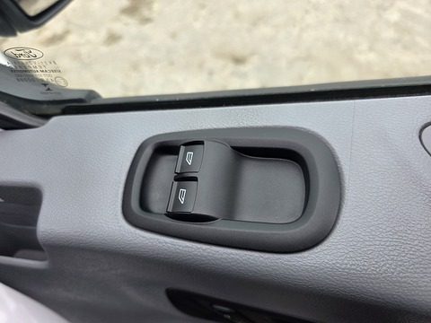 2.0 350 EcoBlue Panel Van 5dr Diesel Manual FWD L2 H3 Euro 6 (130 ps)