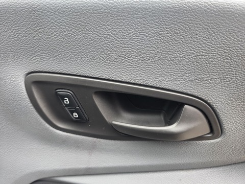 2.0 350 EcoBlue Panel Van 5dr Diesel Manual FWD L2 H3 Euro 6 (130 ps)