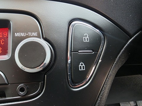 1.3 CDTi ecoFLEX Car Derived Van 3dr Diesel Manual FWD L1 H1 (s/s) Start/Stop (94 g/km, 94 bhp)