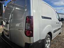 Peugeot e-Partner 49Kw SE Panel Van 6dr Electric Automatic FWD L2 H1 (0 g/km, 65.71 bhp) 