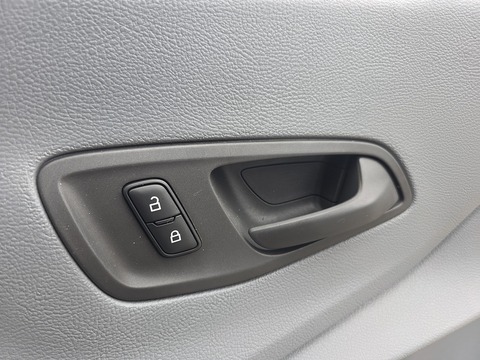 2.0 350 EcoBlue Panel Van 5dr Diesel Manual FWD L2 H3 Euro 6 (130 ps)