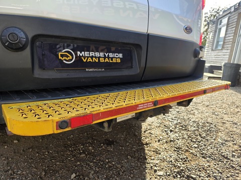 2.0 350 EcoBlue Panel Van 5dr Diesel Manual FWD L2 H3 Euro 6 (130 ps)