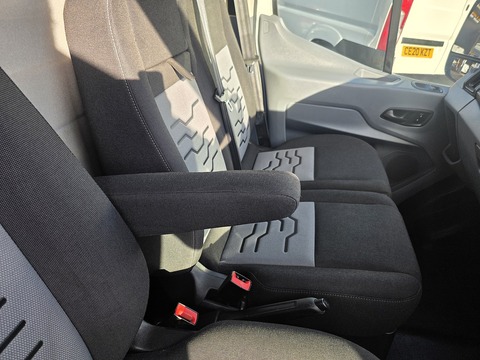 2.0 350 EcoBlue Panel Van 5dr Diesel Manual FWD L2 H3 Euro 6 (130 ps)