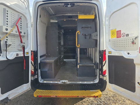 2.0 350 EcoBlue Panel Van 5dr Diesel Manual FWD L2 H3 Euro 6 (130 ps)